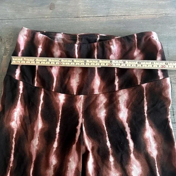 No Boundaries Pink & Brown Tie Dye Capri Leggings Stretch Athleisure Women's XS - Picture 4 of 5